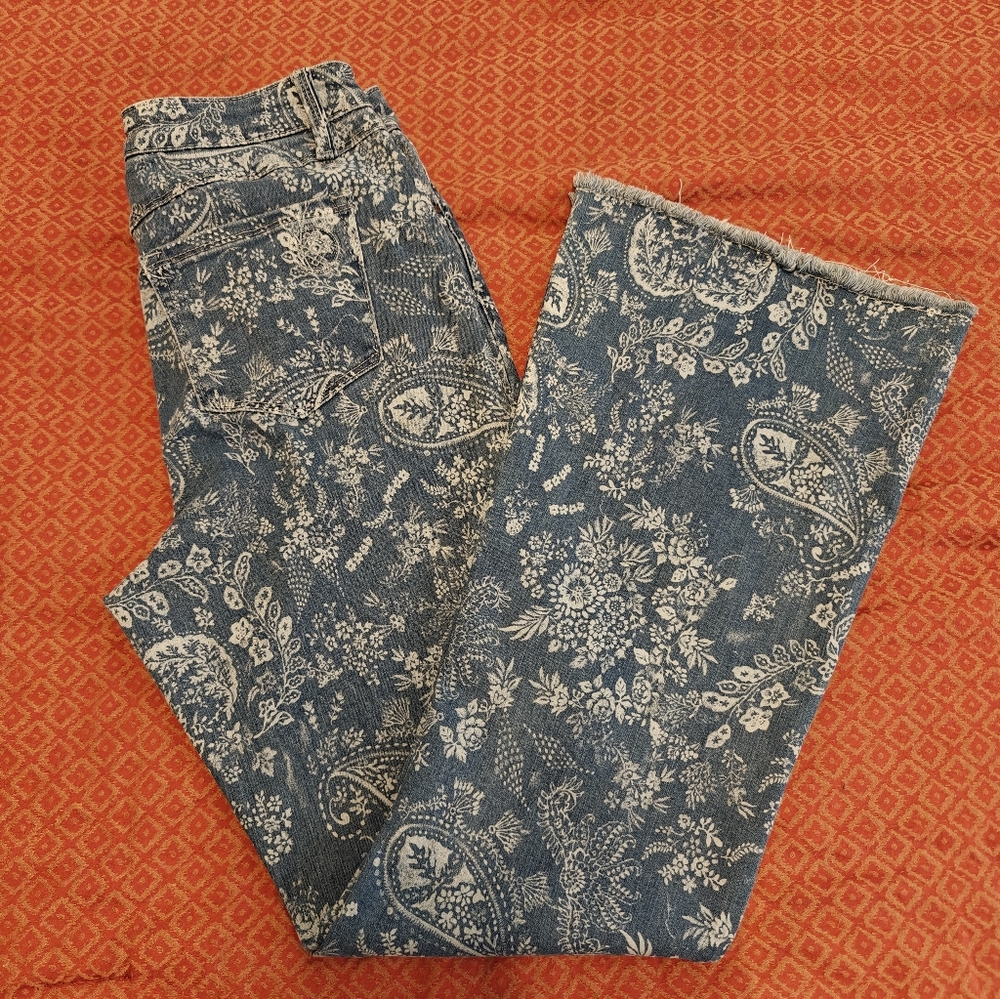 Women's Laurie Felt Rose Petal Blue Paisley Print Jeans